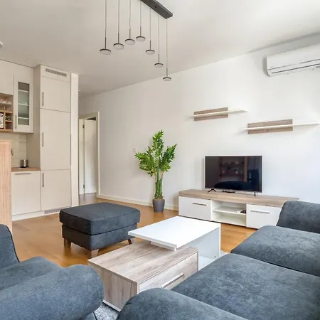 Apartment Botanica *